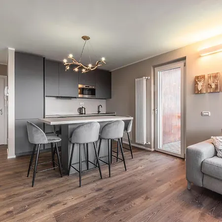 Sulle Piste A Cervinia Con Parcheggio