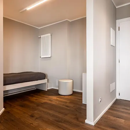 Sulle Piste A Cervinia Con Parcheggio Breuil-Cervinia